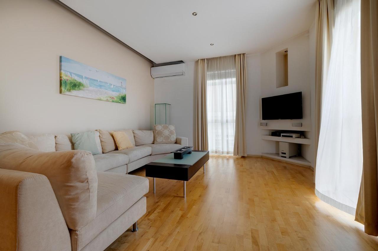Unbeatable Location Valletta And Harbour Views Apartment Sliema Exterior photo