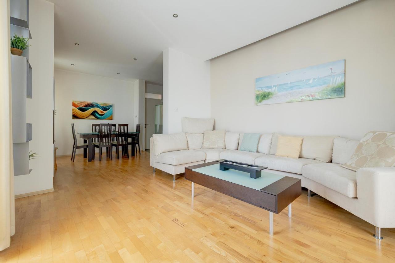 Unbeatable Location Valletta And Harbour Views Apartment Sliema Exterior photo
